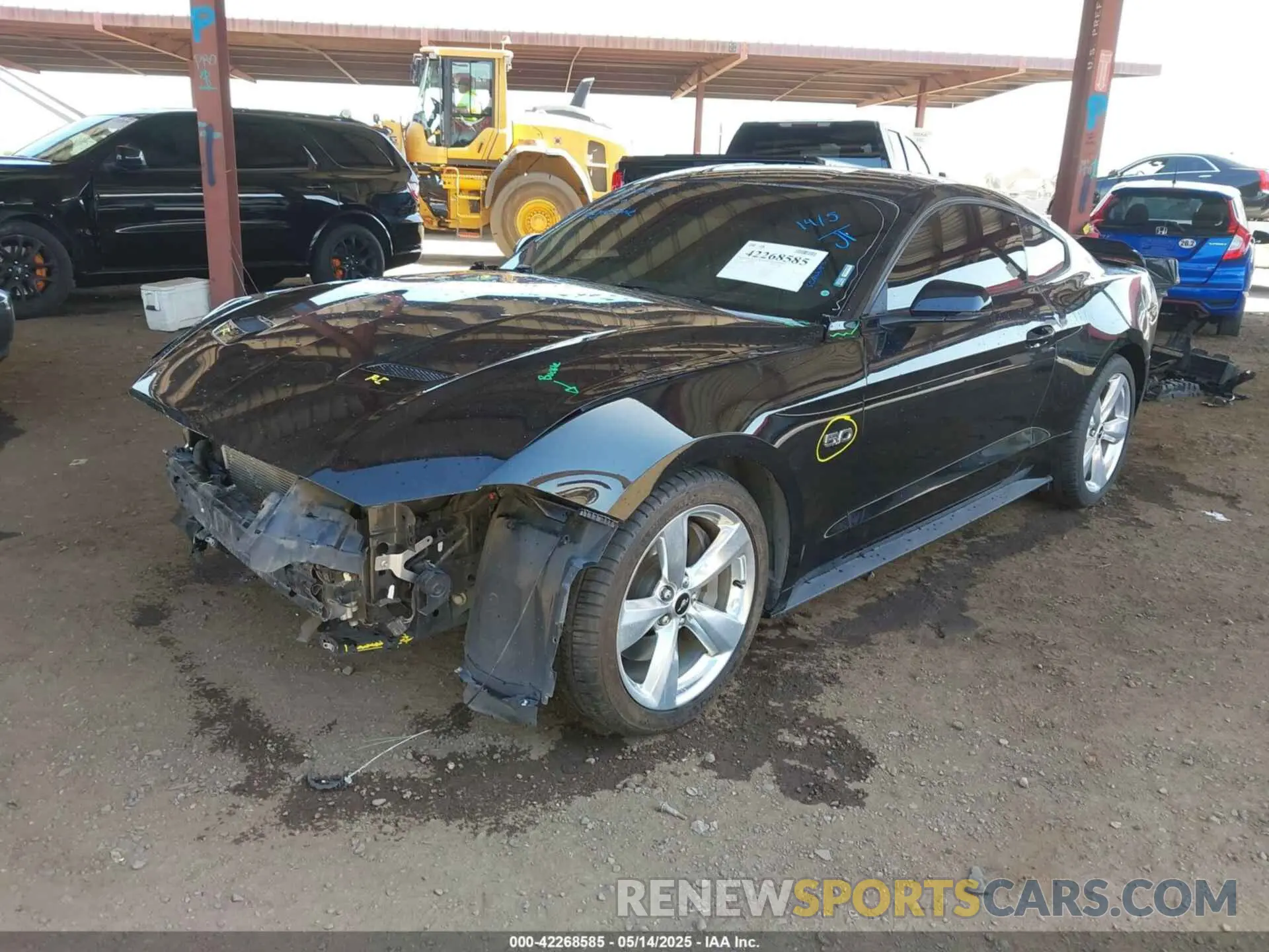 2 fotografías del automóvil dañado 1FA6P8CF4K5120688 FORD MUSTANG 2019