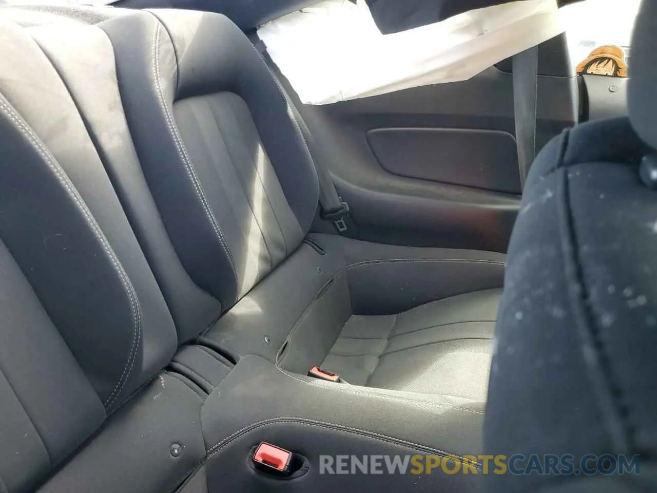 10 fotografías del automóvil dañado 1FA6P8CF4K5184455 FORD MUSTANG 2019