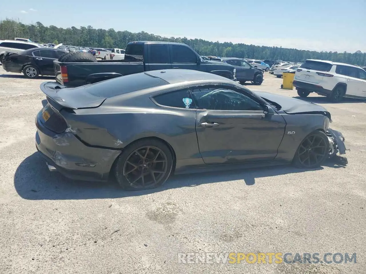 3 fotografías del automóvil dañado 1FA6P8CF4K5184455 FORD MUSTANG 2019