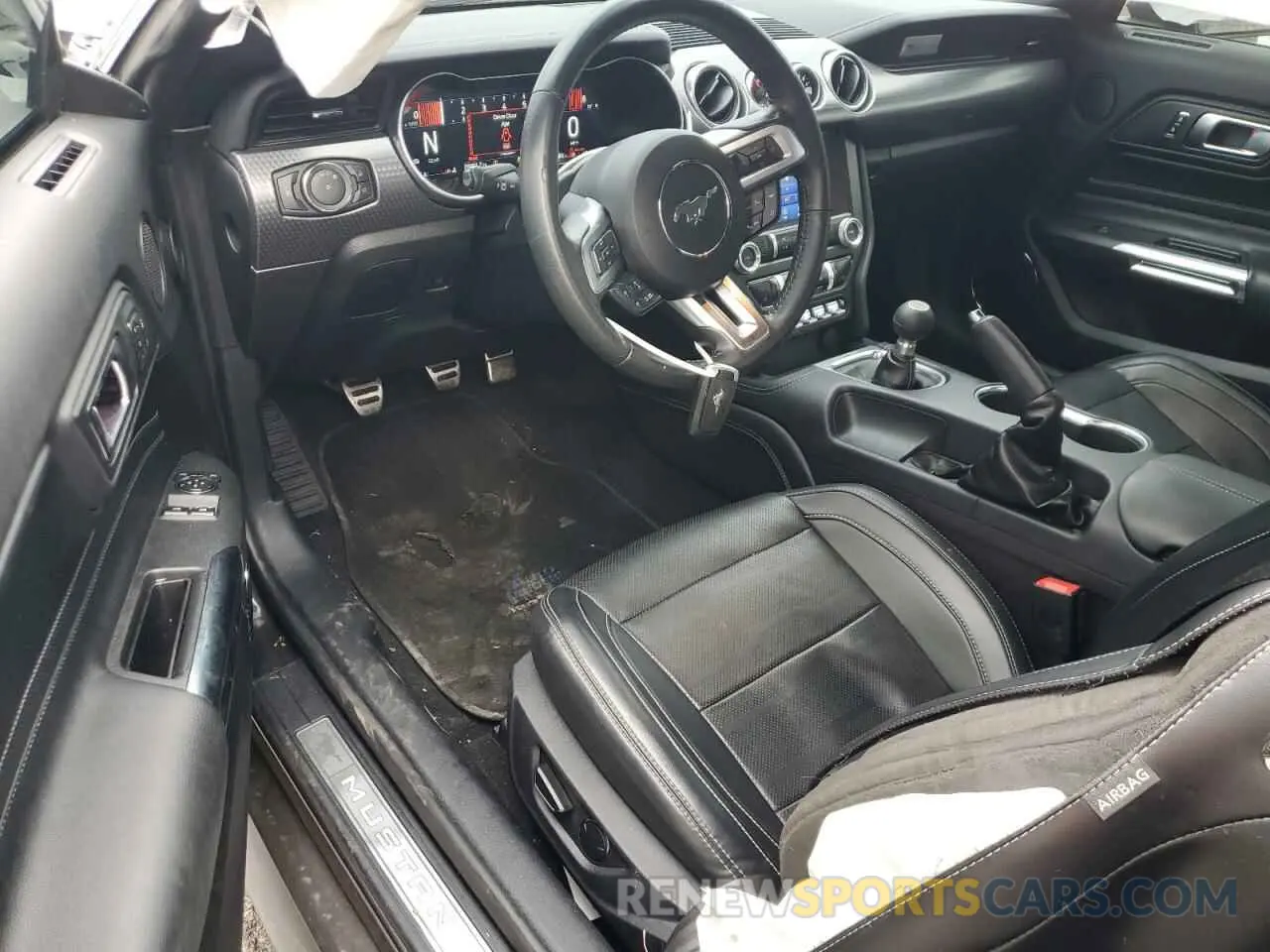 8 fotografías del automóvil dañado 1FA6P8CF4K5195312 FORD MUSTANG 2019