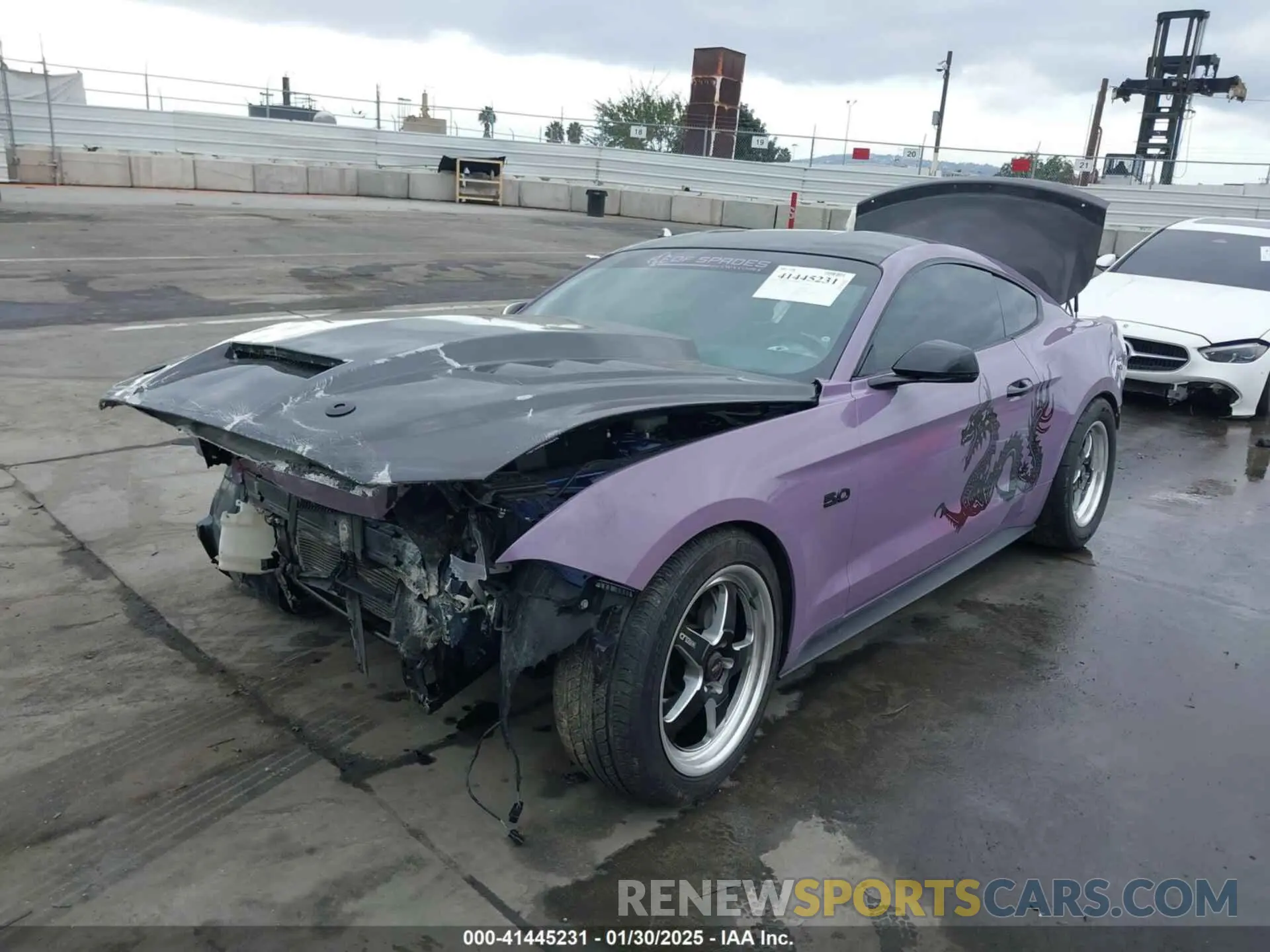 2 fotografías del automóvil dañado 1FA6P8CF5K5168135 FORD MUSTANG 2019