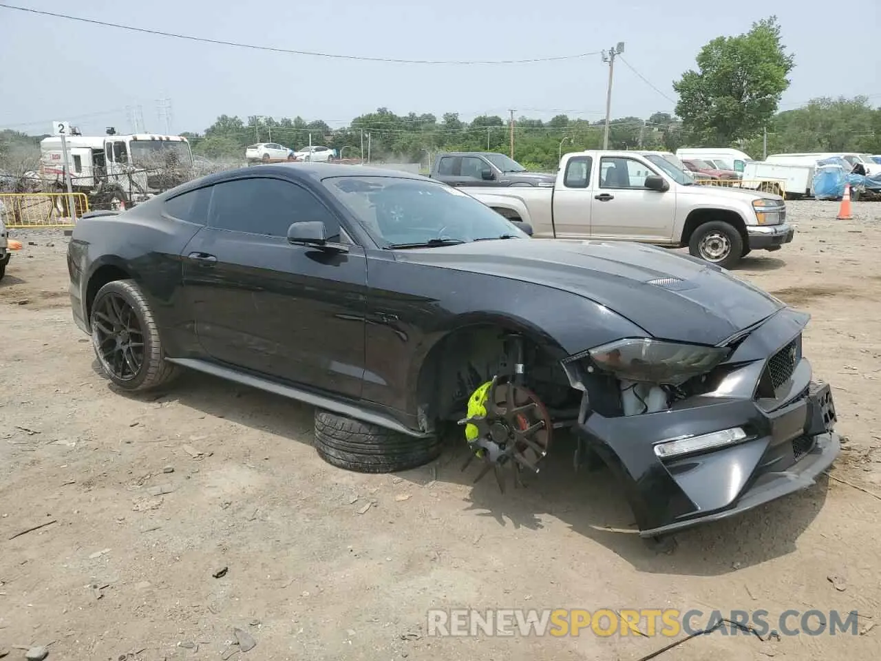 4 fotografías del automóvil dañado 1FA6P8CF6K5142224 FORD MUSTANG 2019