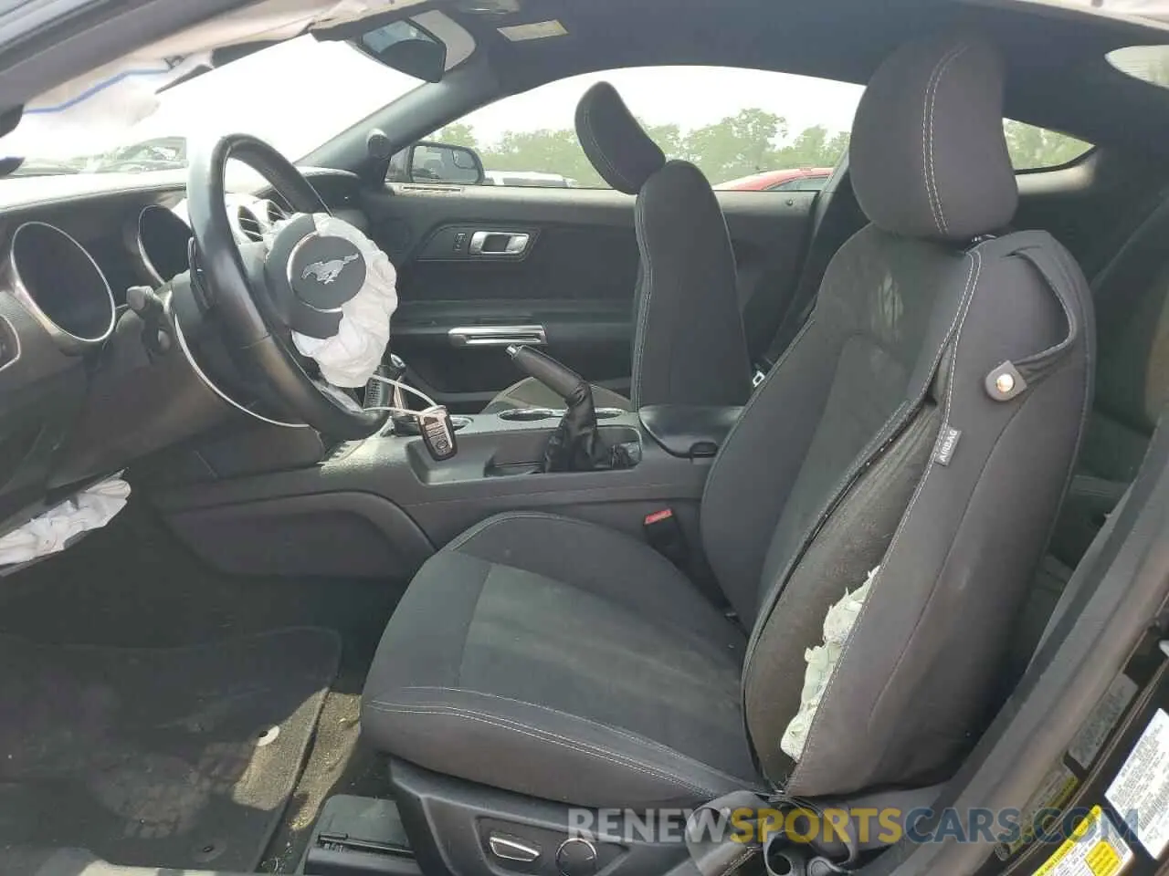 7 fotografías del automóvil dañado 1FA6P8CF6K5142224 FORD MUSTANG 2019
