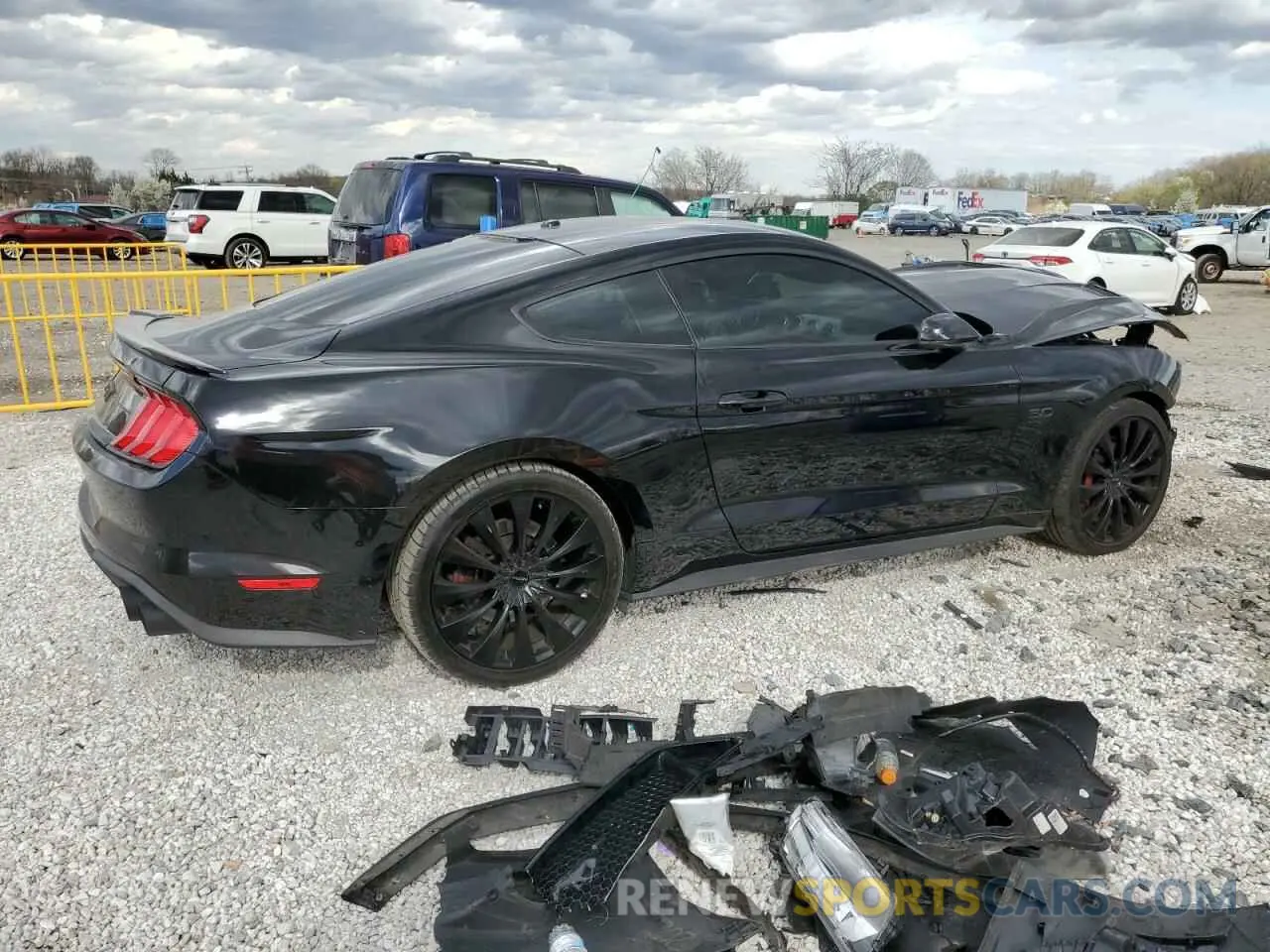 3 fotografías del automóvil dañado 1FA6P8CF6K5200705 FORD MUSTANG 2019