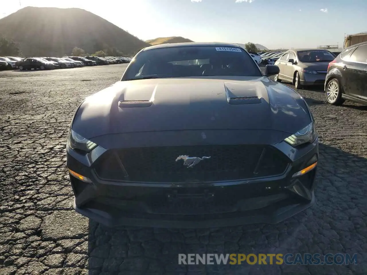 5 fotografías del automóvil dañado 1FA6P8CF9K5117222 FORD MUSTANG 2019