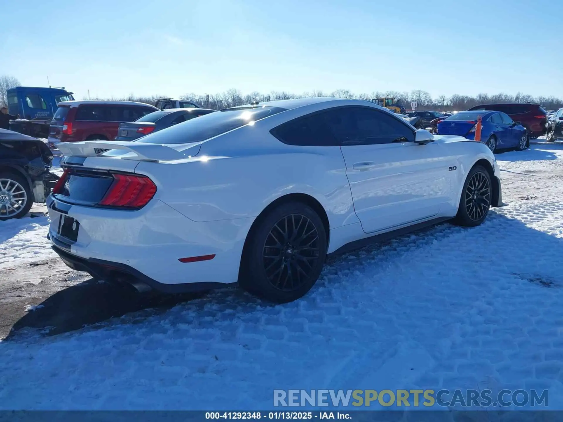 4 fotografías del automóvil dañado 1FA6P8CF9K5129953 FORD MUSTANG 2019