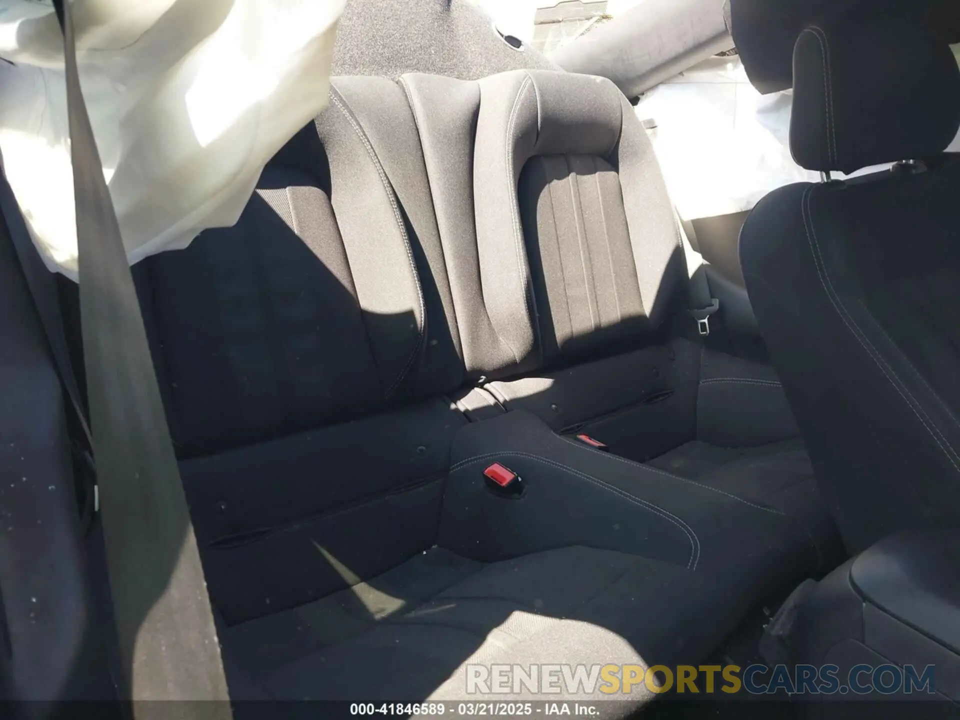 8 fotografías del automóvil dañado 1FA6P8CFXK5178319 FORD MUSTANG 2019