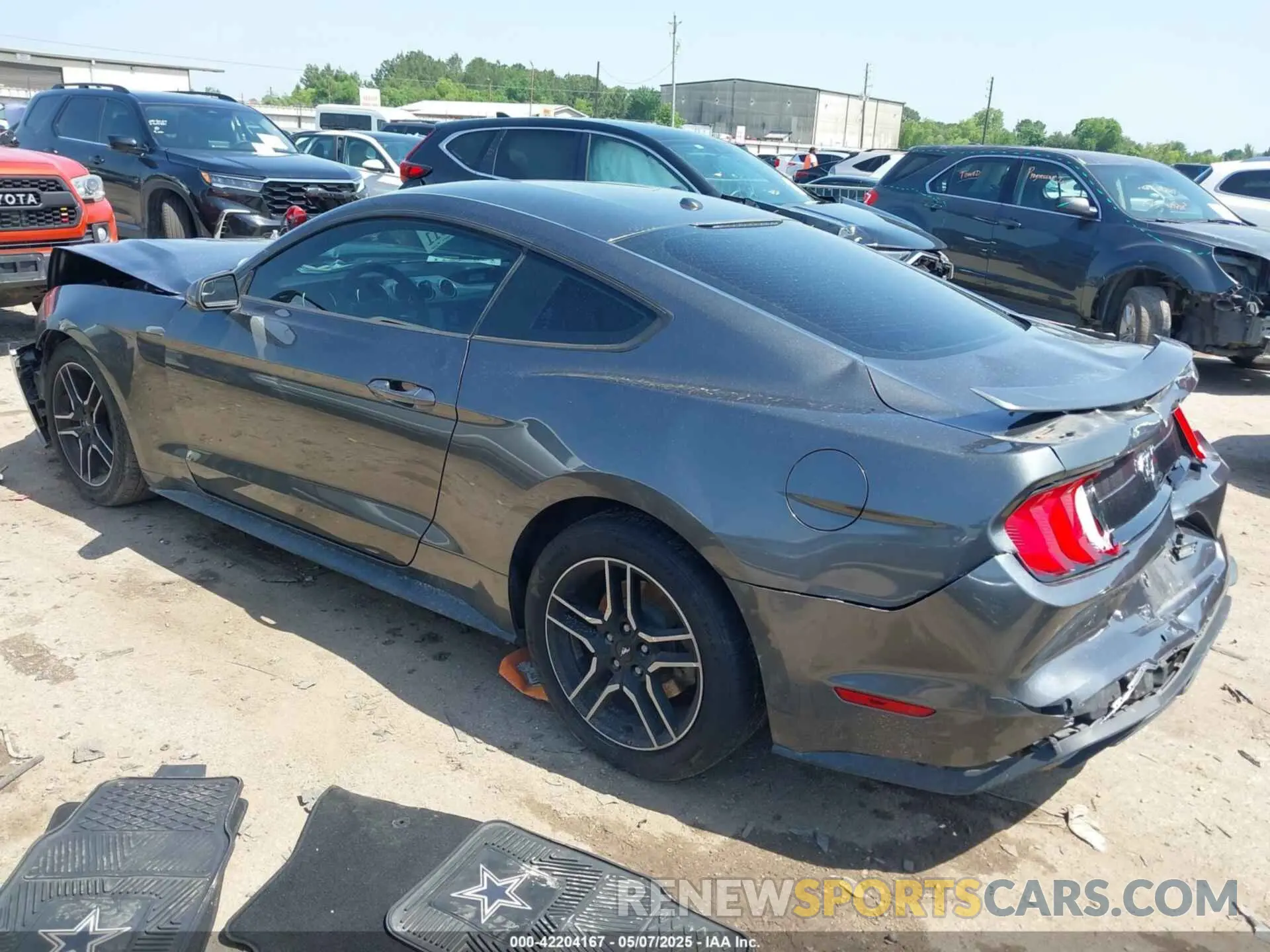 3 fotografías del automóvil dañado 1FA6P8TH1K5118026 FORD MUSTANG 2019