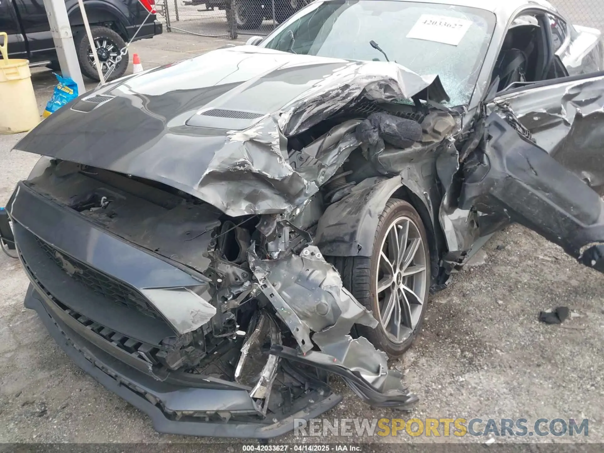 6 fotografías del automóvil dañado 1FA6P8TH2K5119105 FORD MUSTANG 2019