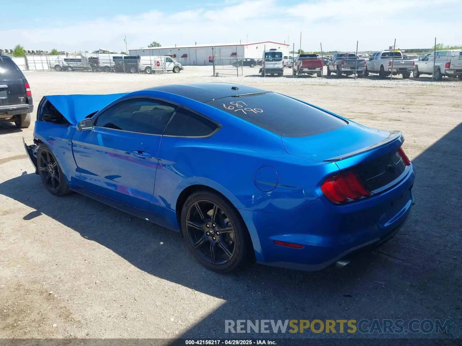 3 fotografías del automóvil dañado 1FA6P8TH2K5134462 FORD MUSTANG 2019