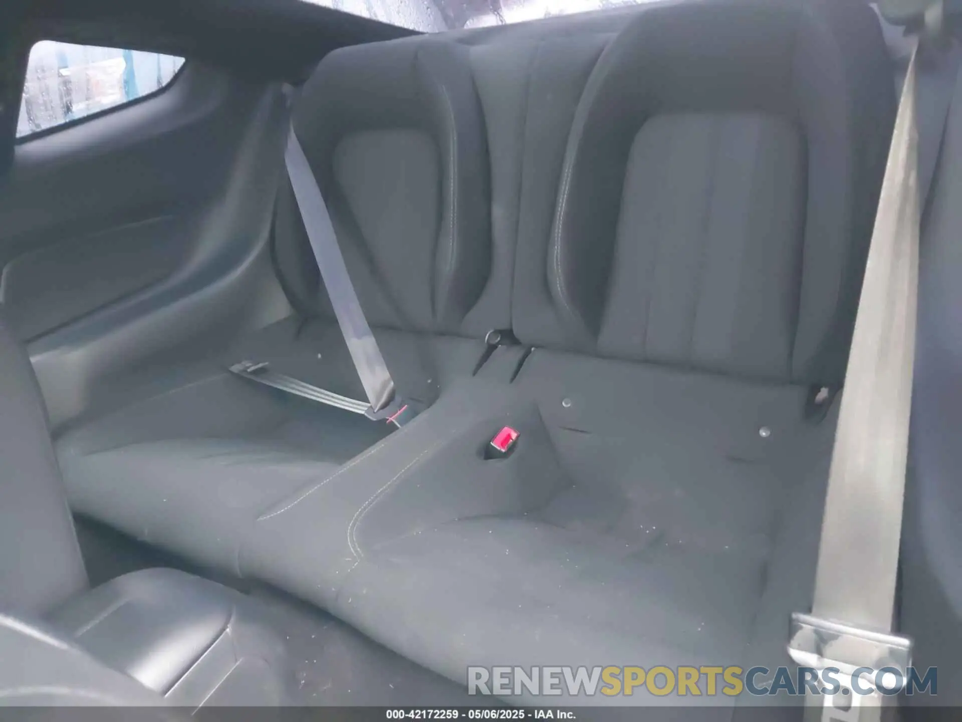 8 fotografías del automóvil dañado 1FA6P8TH2K5143582 FORD MUSTANG 2019