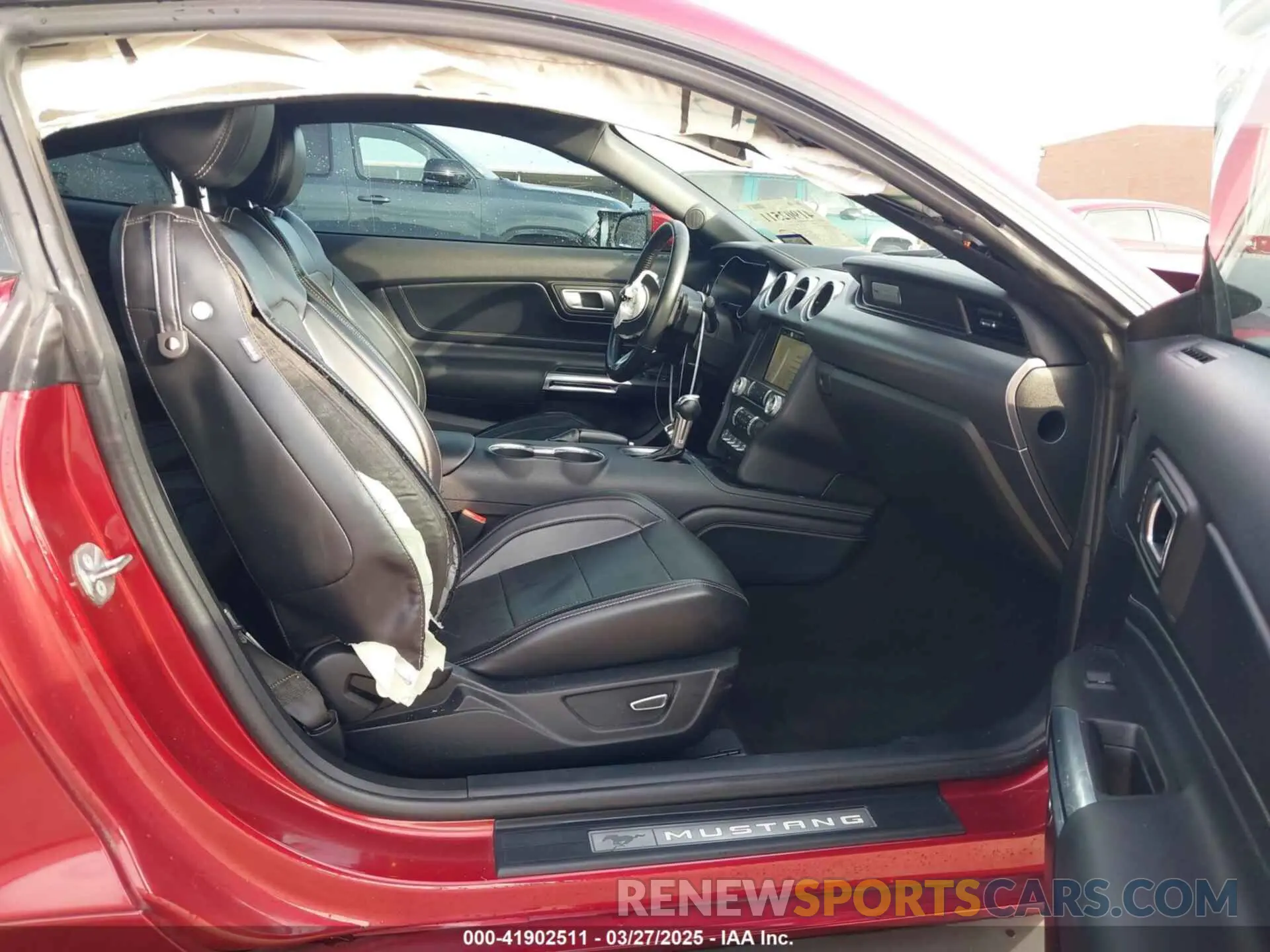 5 fotografías del automóvil dañado 1FA6P8TH2K5162097 FORD MUSTANG 2019