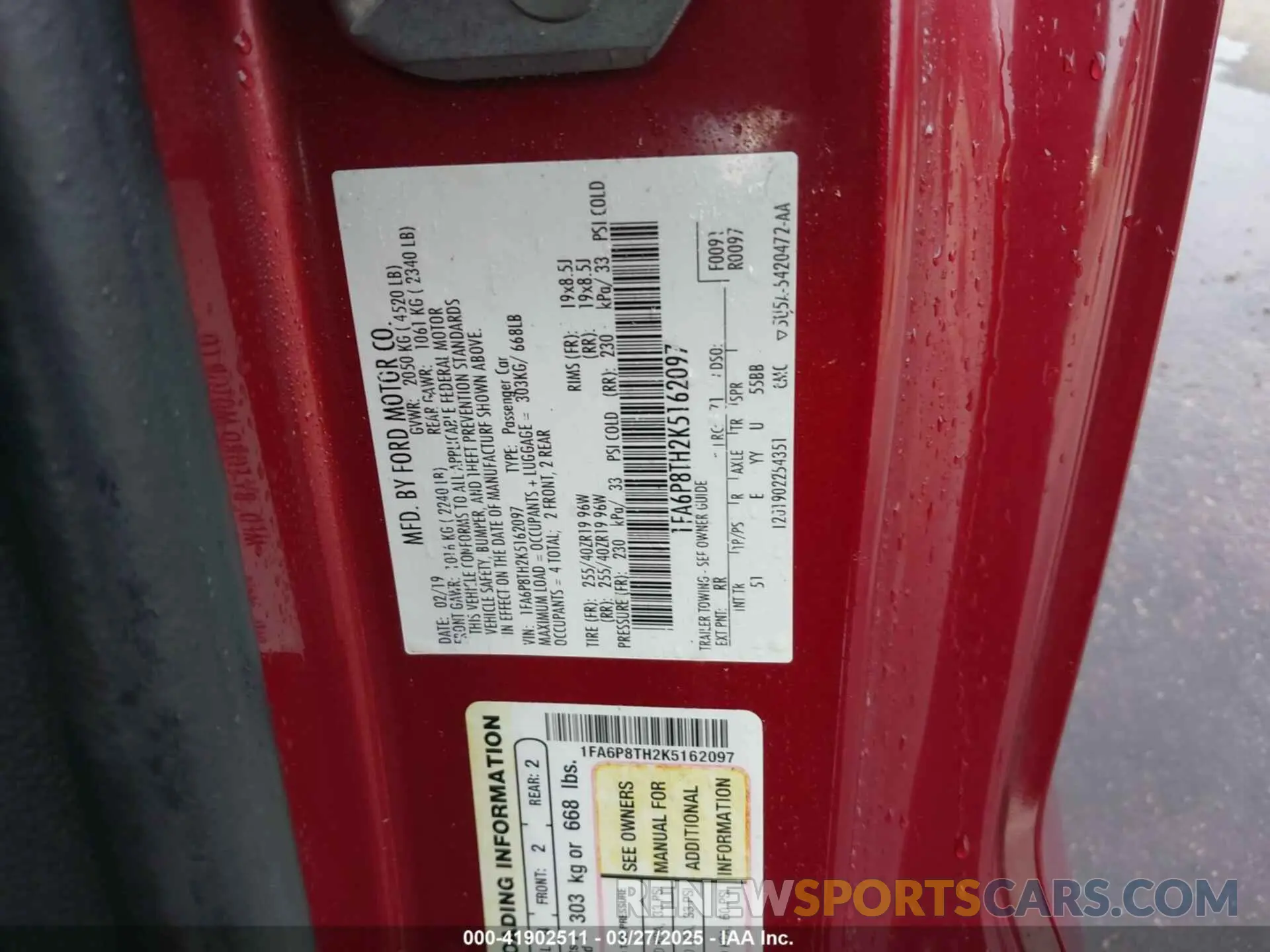 9 fotografías del automóvil dañado 1FA6P8TH2K5162097 FORD MUSTANG 2019