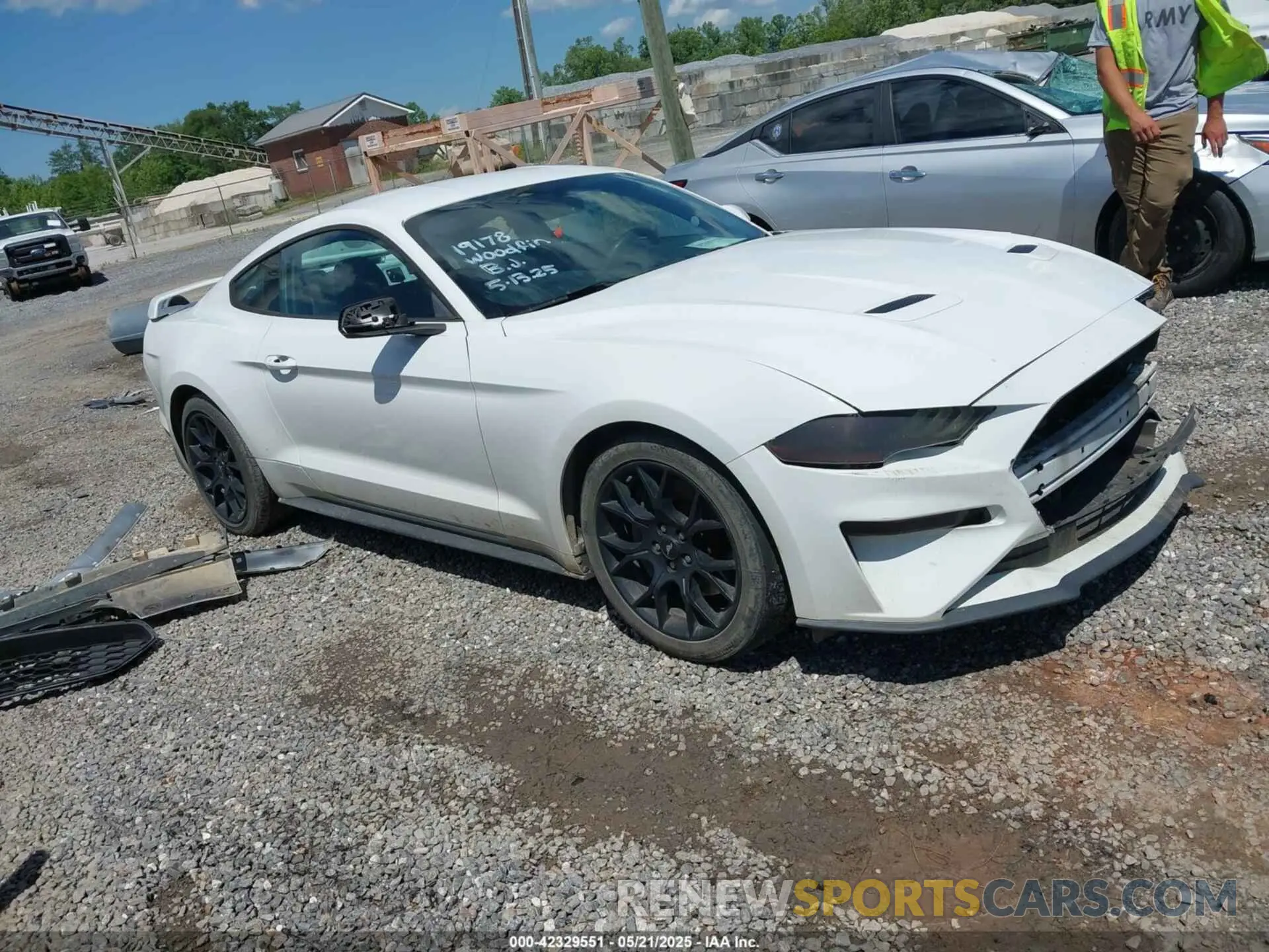 1 fotografías del automóvil dañado 1FA6P8TH3K5105908 FORD MUSTANG 2019