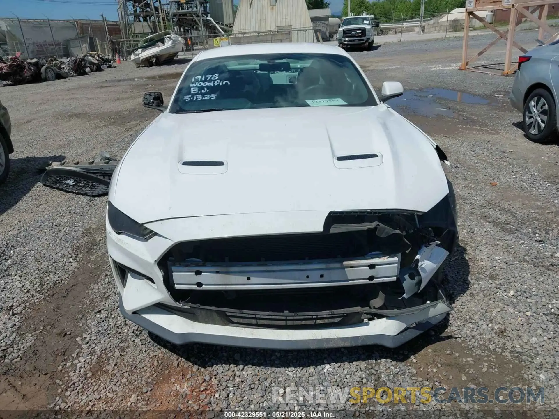 13 fotografías del automóvil dañado 1FA6P8TH3K5105908 FORD MUSTANG 2019
