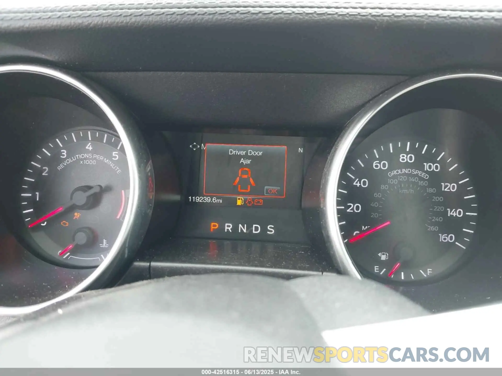 7 fotografías del automóvil dañado 1FA6P8TH3K5174131 FORD MUSTANG 2019