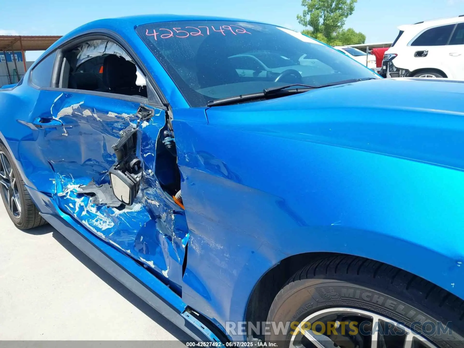 21 fotografías del automóvil dañado 1FA6P8TH4K5201515 FORD MUSTANG 2019