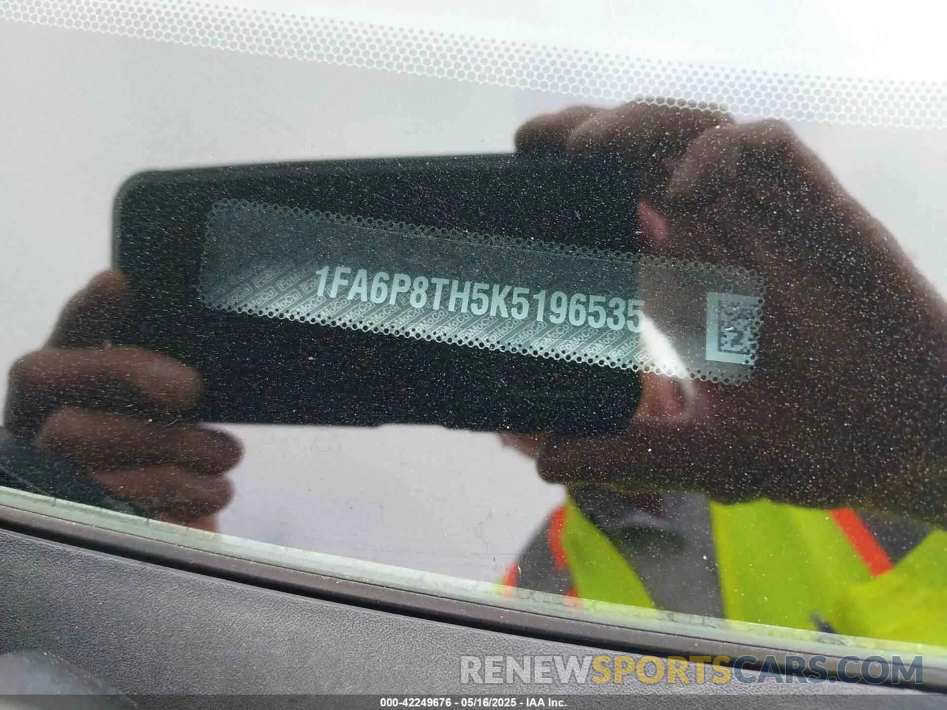 9 fotografías del automóvil dañado 1FA6P8TH5K5196535 FORD MUSTANG 2019