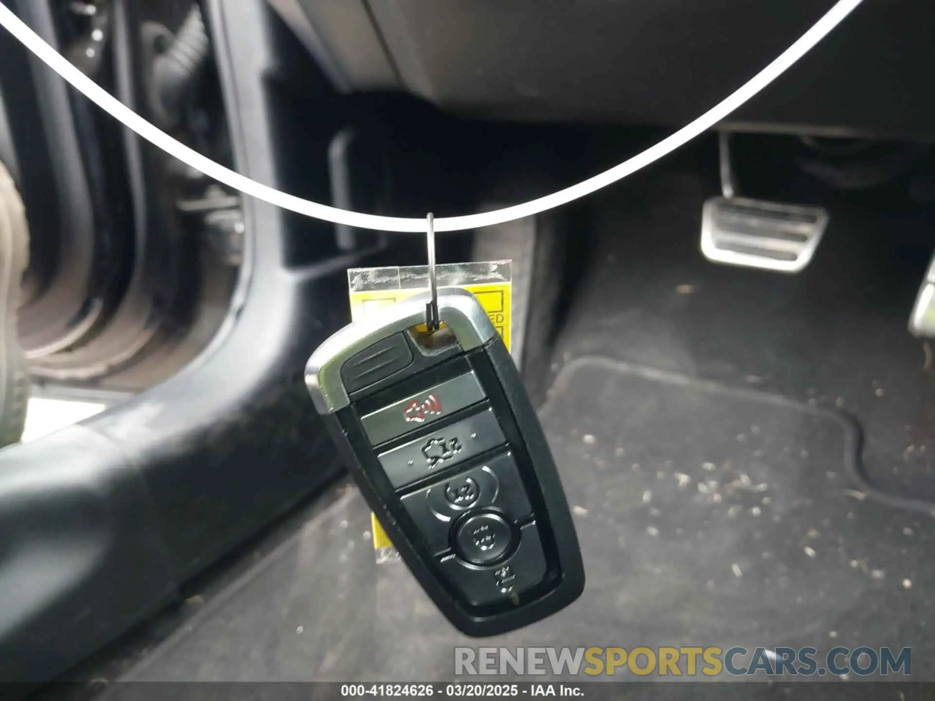 11 fotografías del automóvil dañado 1FA6P8TH6K5166654 FORD MUSTANG 2019