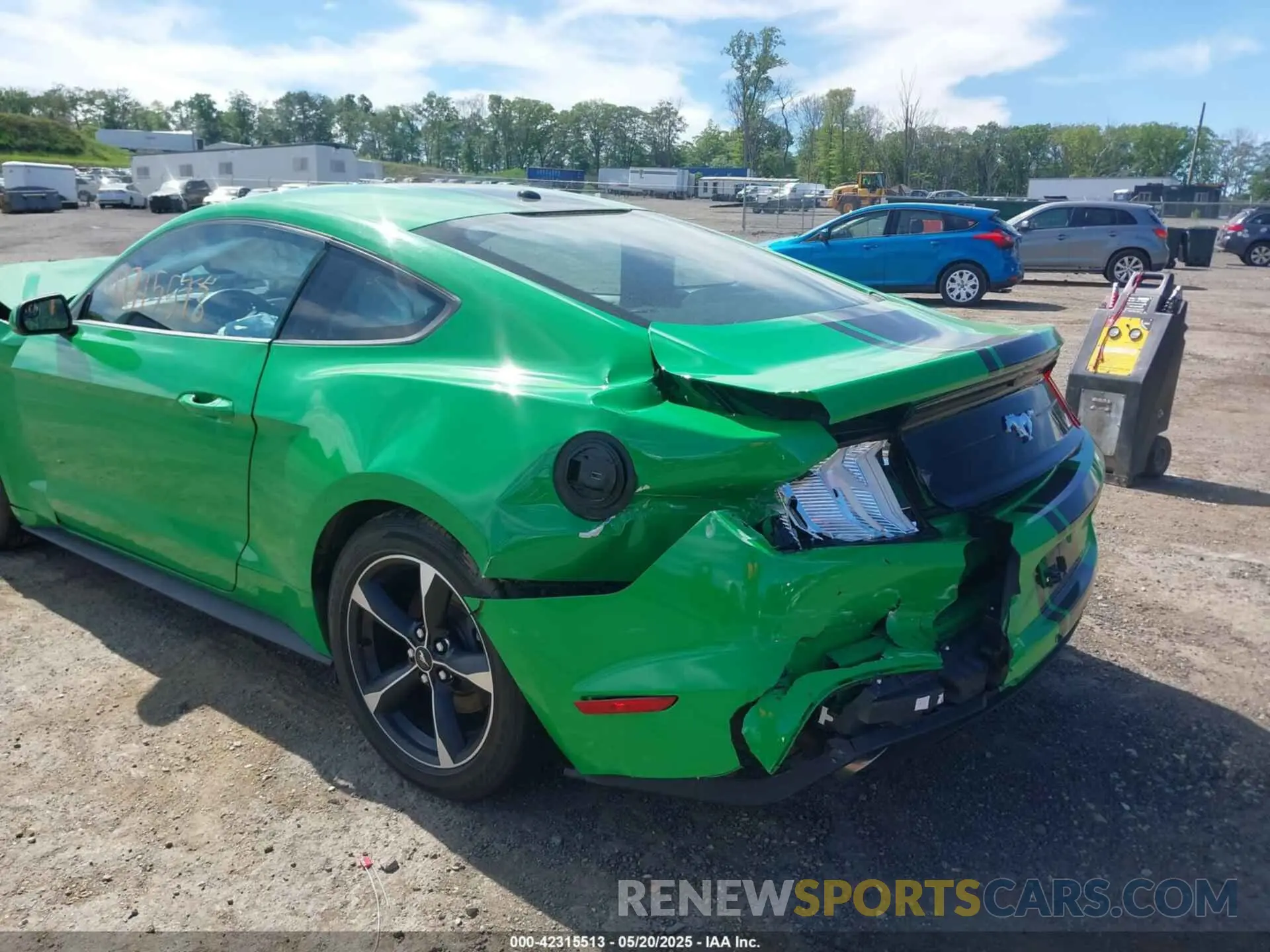 18 fotografías del automóvil dañado 1FA6P8TH6K5198844 FORD MUSTANG 2019