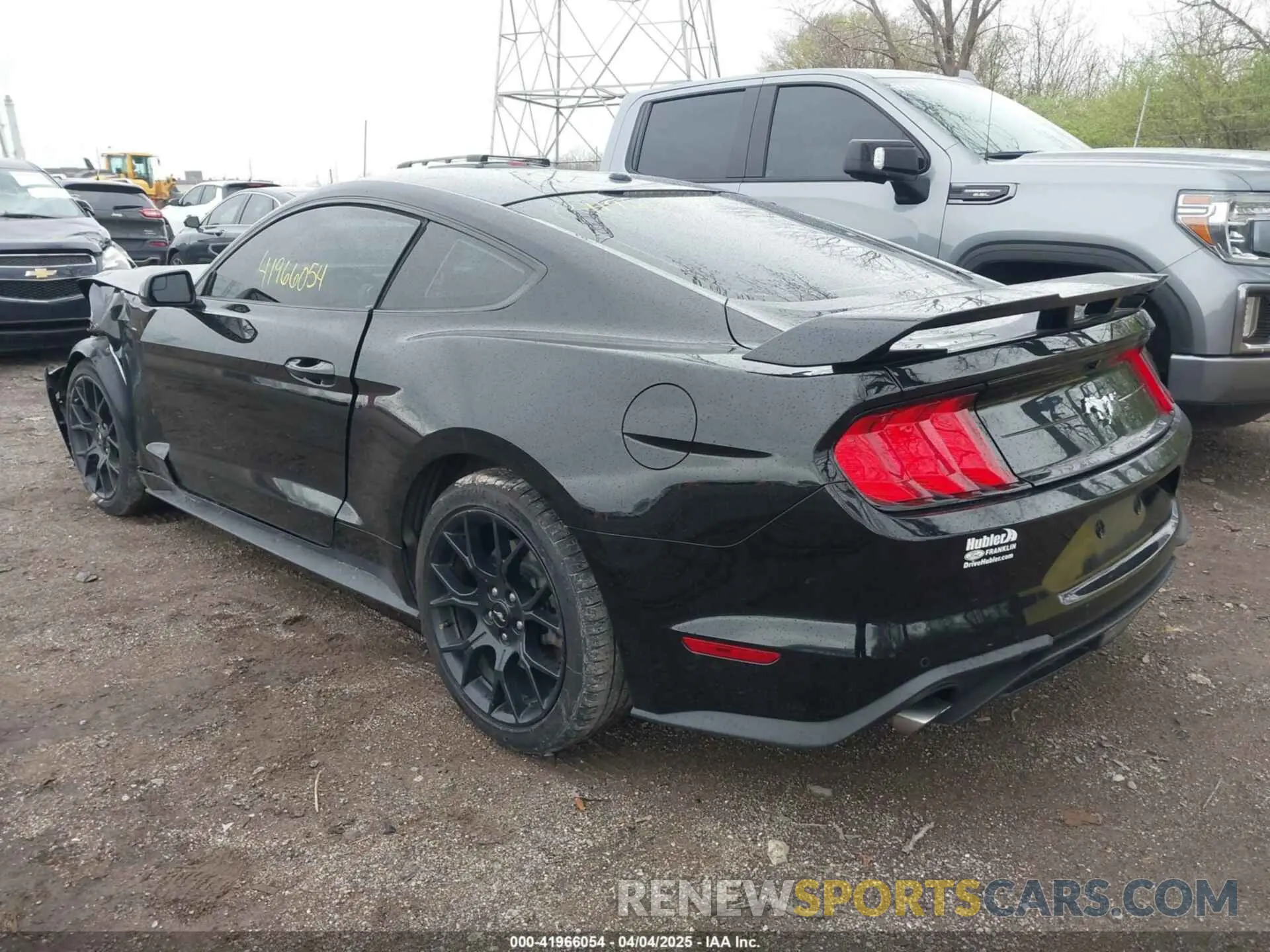 3 fotografías del automóvil dañado 1FA6P8TH7K5180949 FORD MUSTANG 2019