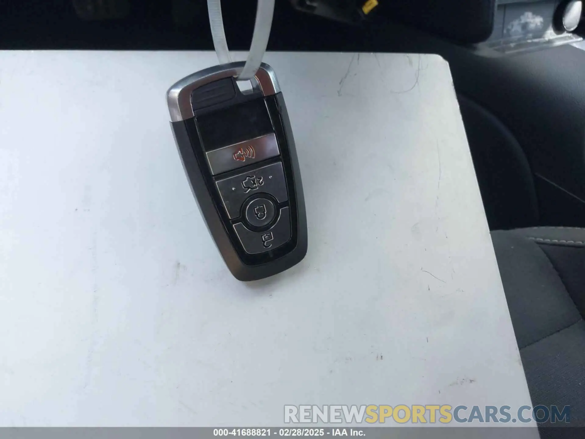 11 fotografías del automóvil dañado 1FA6P8TH8K5106195 FORD MUSTANG 2019