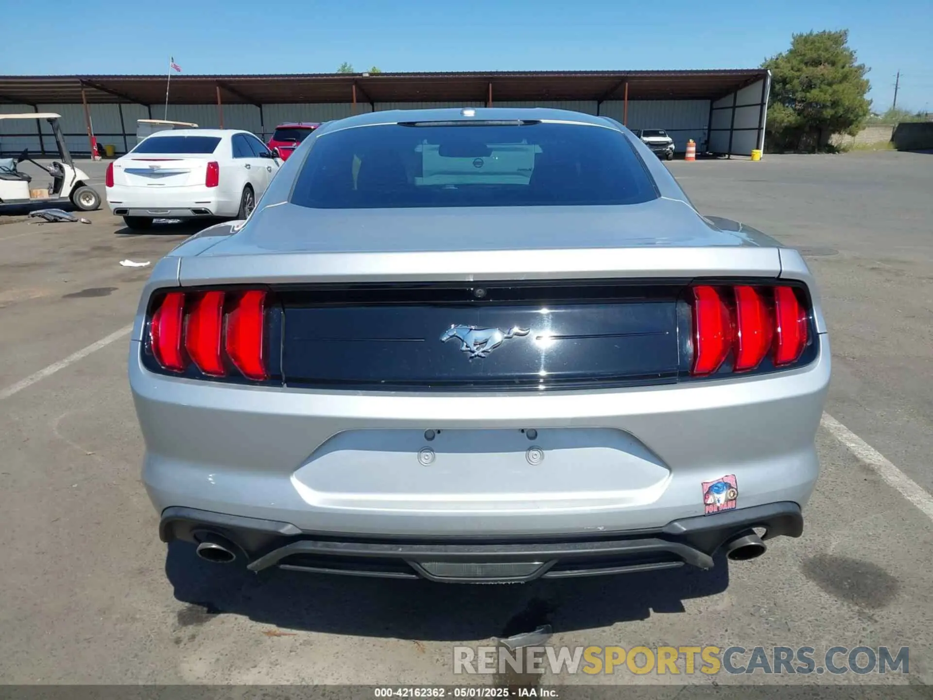 17 fotografías del automóvil dañado 1FA6P8TH8K5194620 FORD MUSTANG 2019