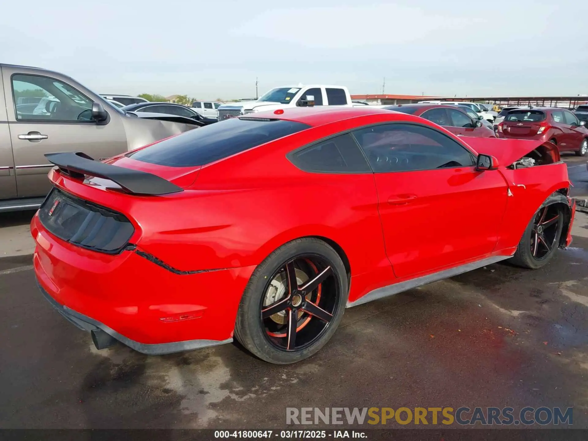 4 fotografías del automóvil dañado 1FA6P8THXK5196692 FORD MUSTANG 2019