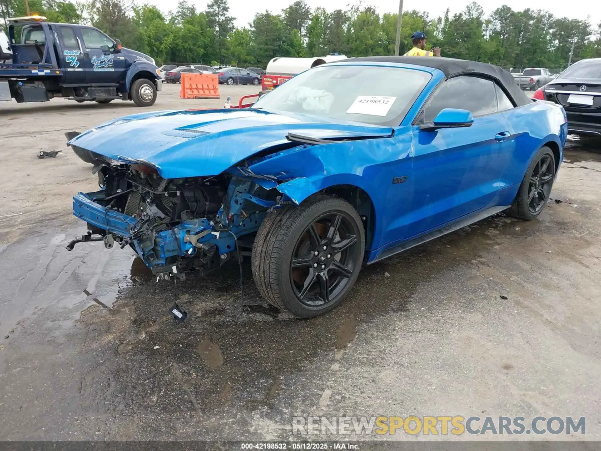2 fotografías del automóvil dañado 1FATP8FF9K5204973 FORD MUSTANG 2019