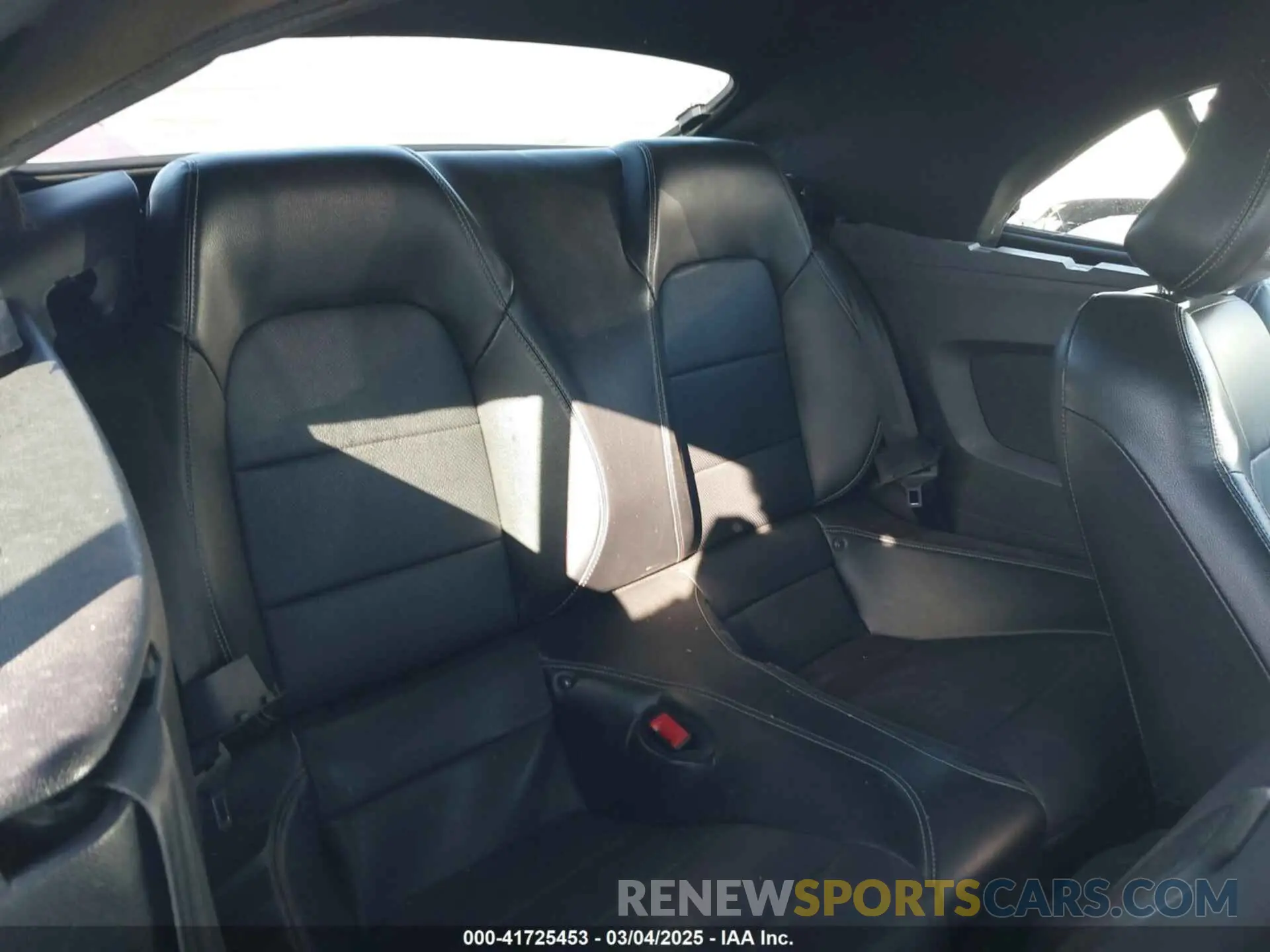 8 fotografías del automóvil dañado 1FATP8UH0K5148555 FORD MUSTANG 2019