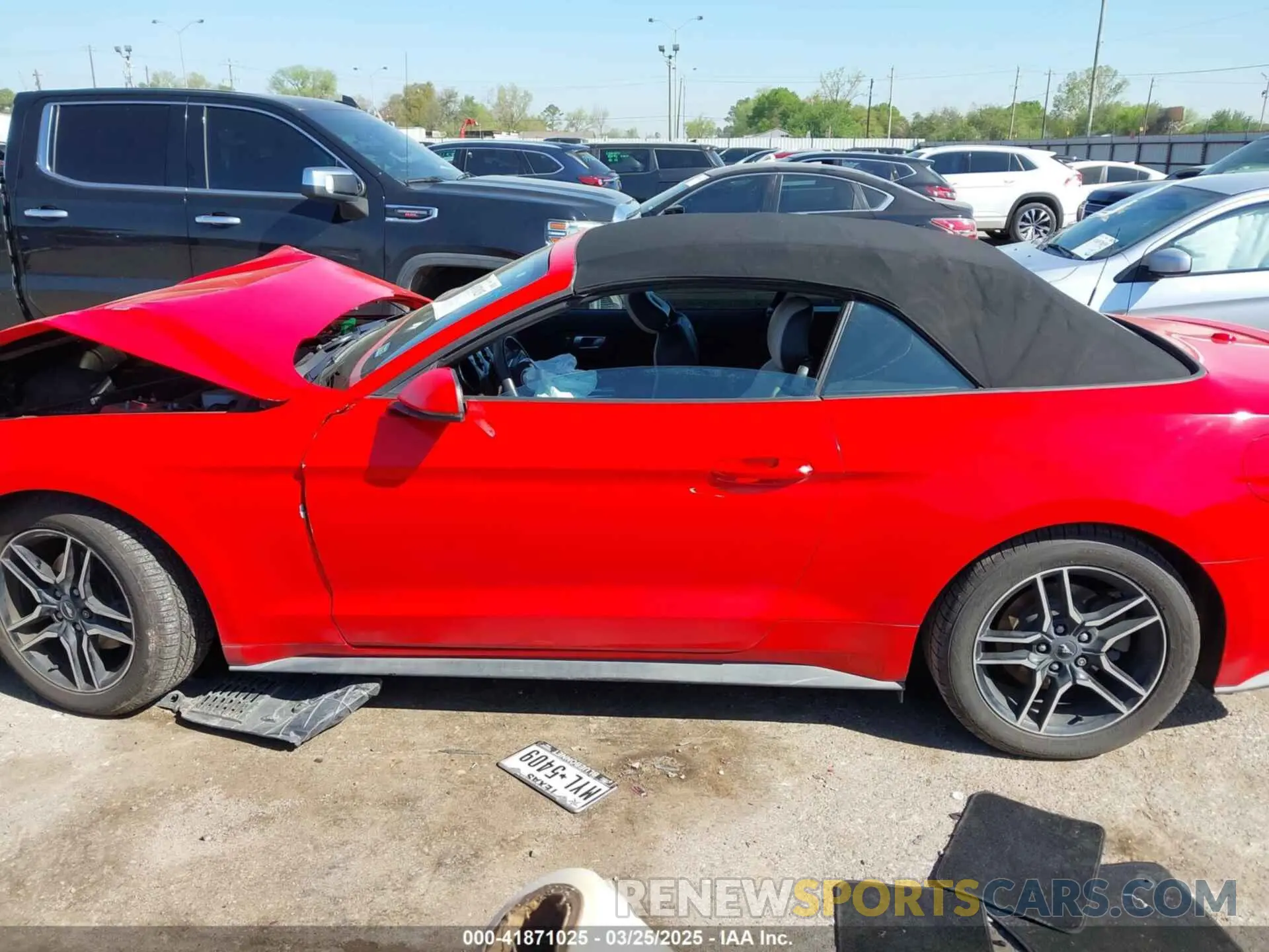 14 fotografías del automóvil dañado 1FATP8UH4K5121164 FORD MUSTANG 2019