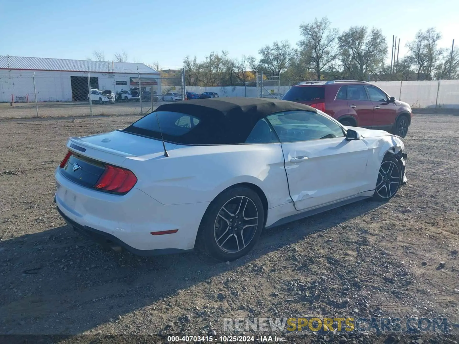 4 fotografías del automóvil dañado 1FATP8UH4K5188380 FORD MUSTANG 2019