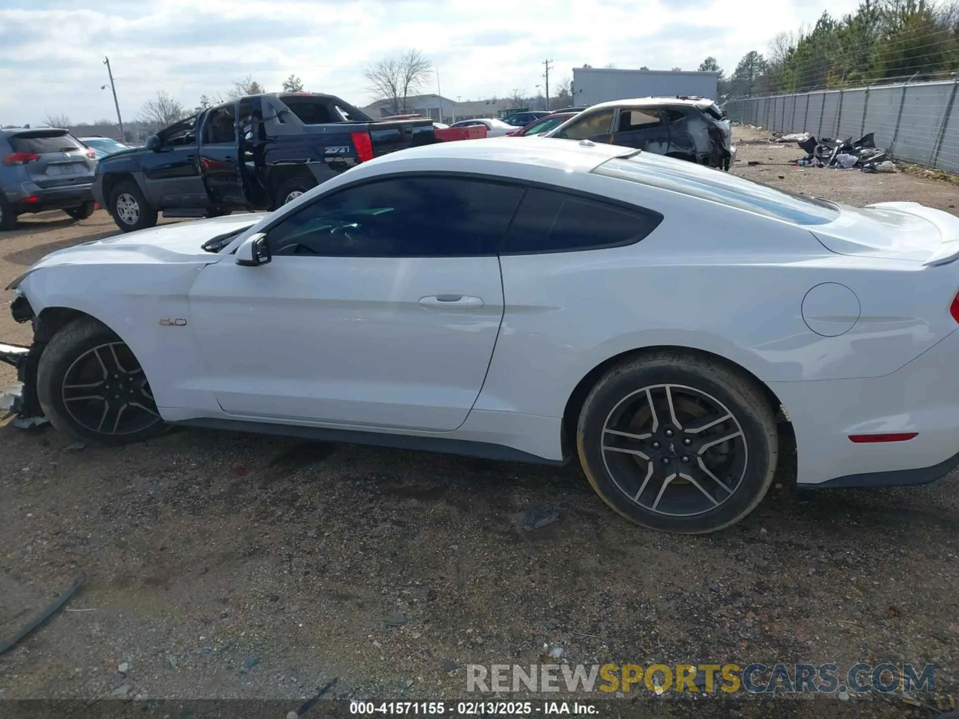 14 fotografías del automóvil dañado 1FA6P8CF0L5112346 FORD MUSTANG 2020