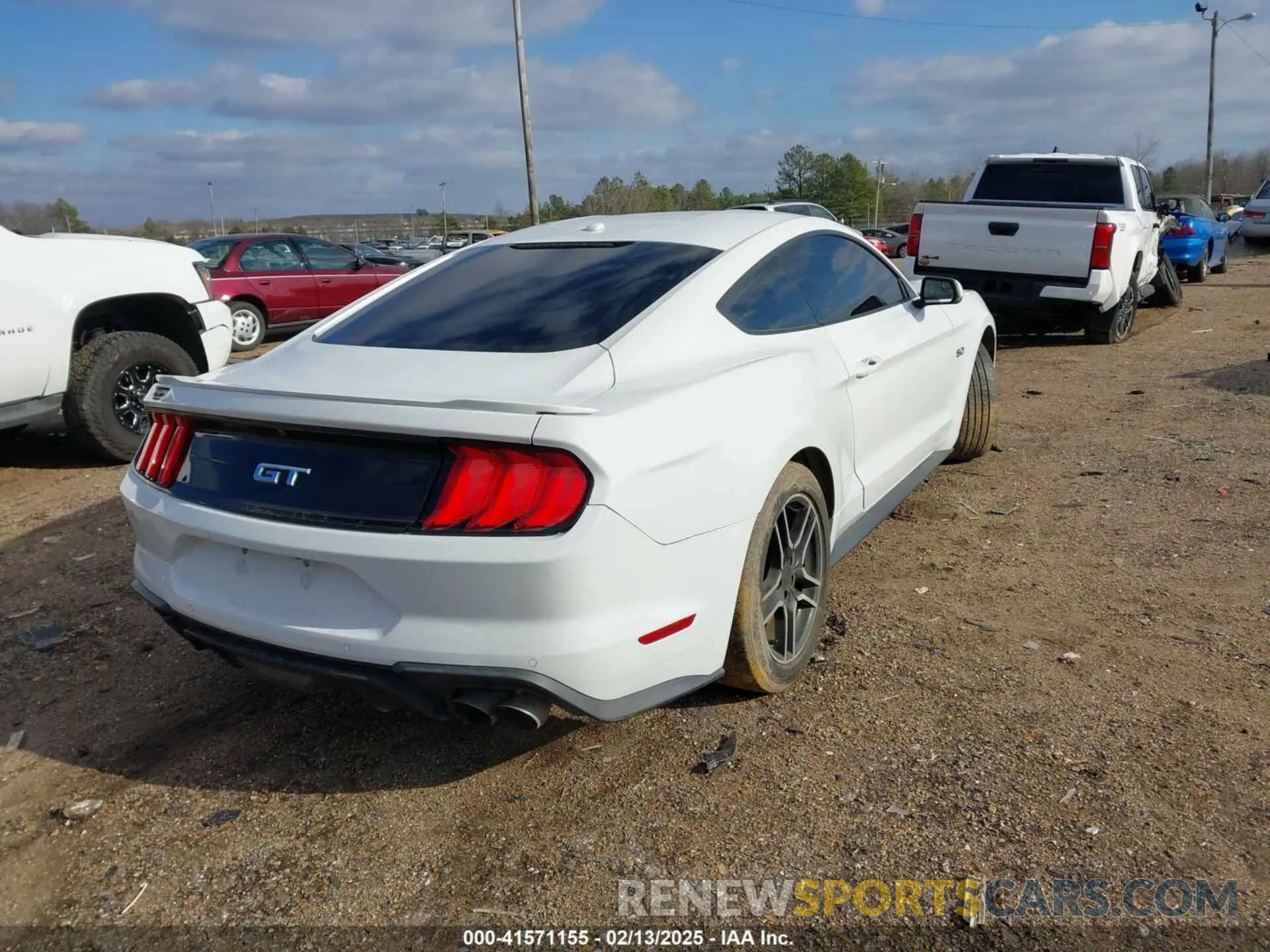 4 fotografías del automóvil dañado 1FA6P8CF0L5112346 FORD MUSTANG 2020