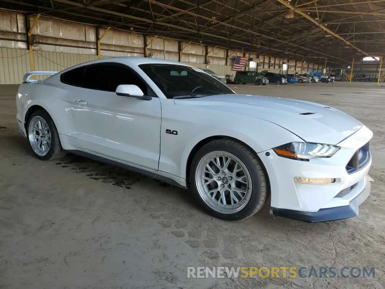 4 fotografías del automóvil dañado 1FA6P8CF0L5131222 FORD MUSTANG 2020