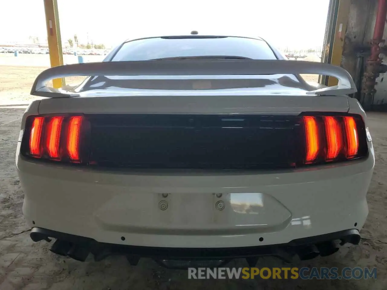 6 fotografías del automóvil dañado 1FA6P8CF0L5131222 FORD MUSTANG 2020