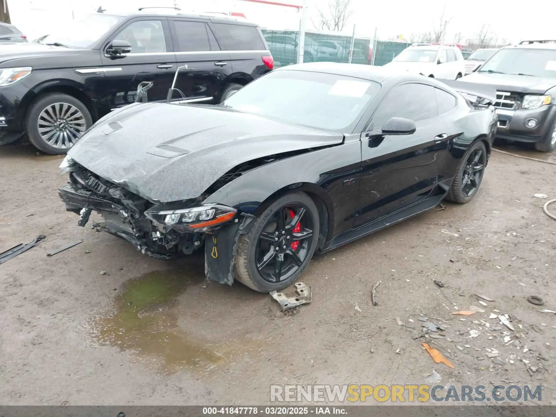 2 fotografías del automóvil dañado 1FA6P8CF0L5133424 FORD MUSTANG 2020