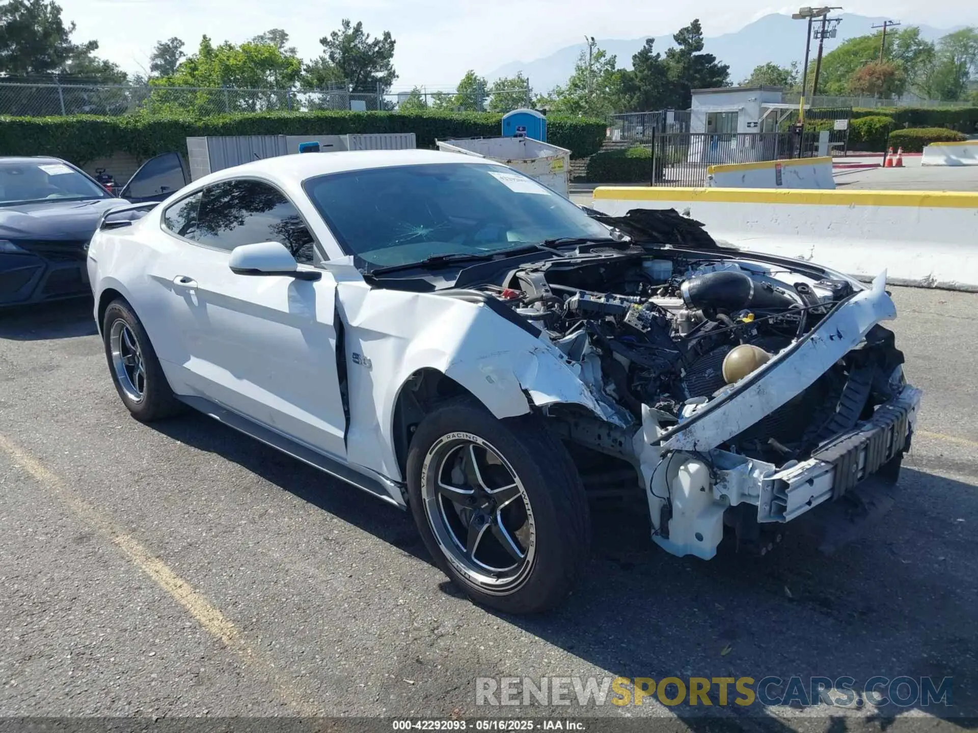 1 fotografías del automóvil dañado 1FA6P8CF0L5136422 FORD MUSTANG 2020