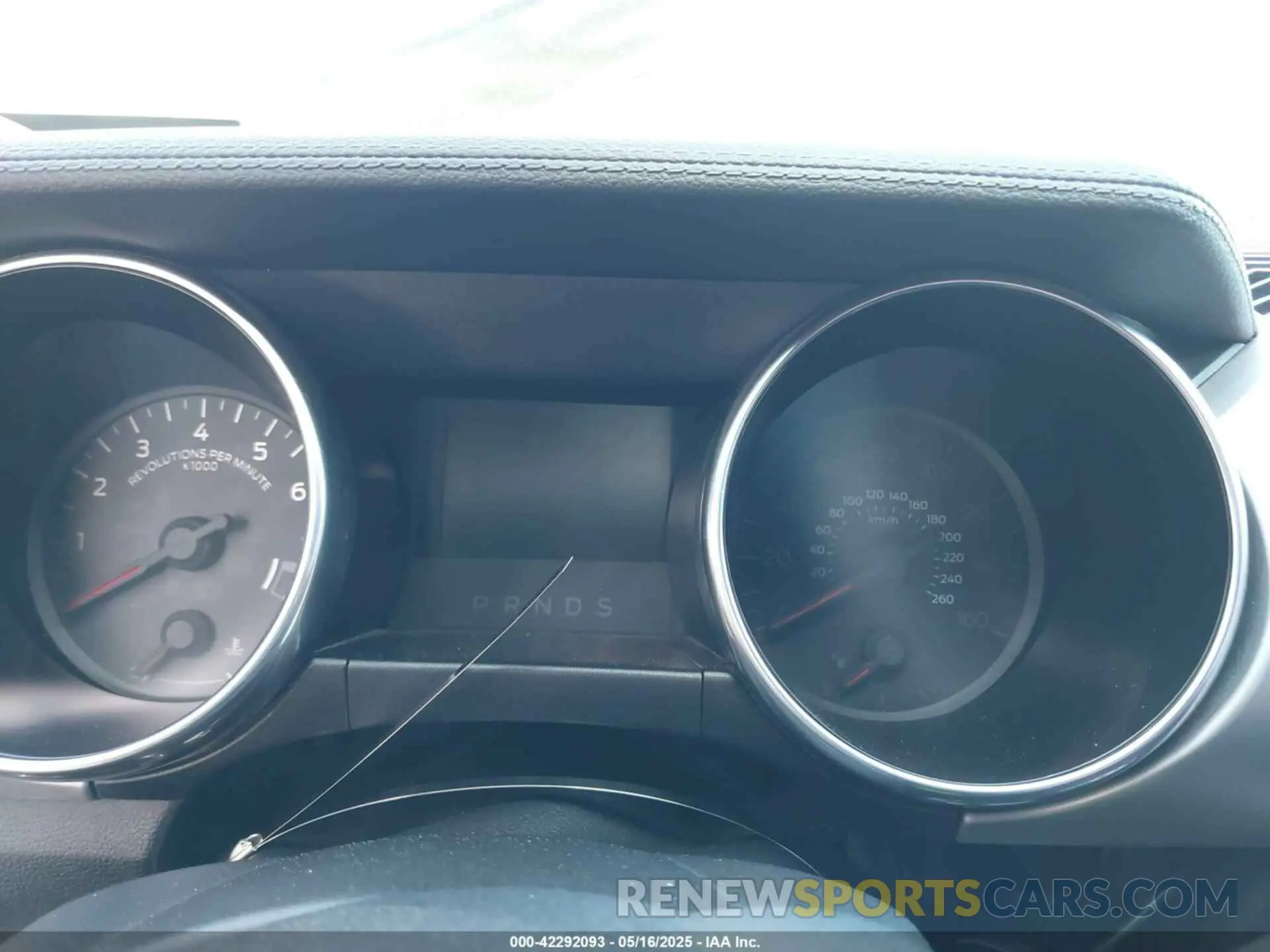 16 fotografías del automóvil dañado 1FA6P8CF0L5136422 FORD MUSTANG 2020
