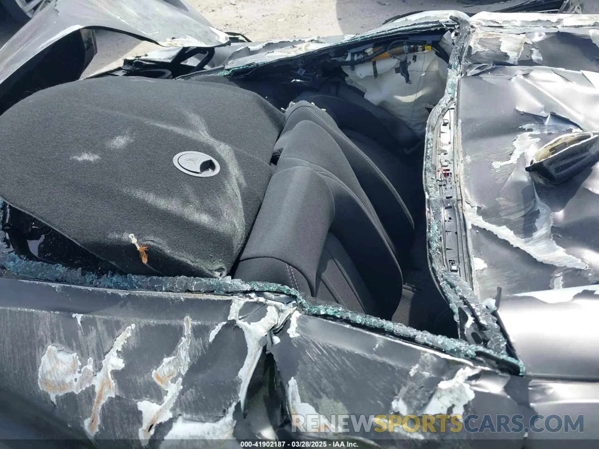 8 fotografías del automóvil dañado 1FA6P8CF1L5150040 FORD MUSTANG 2020