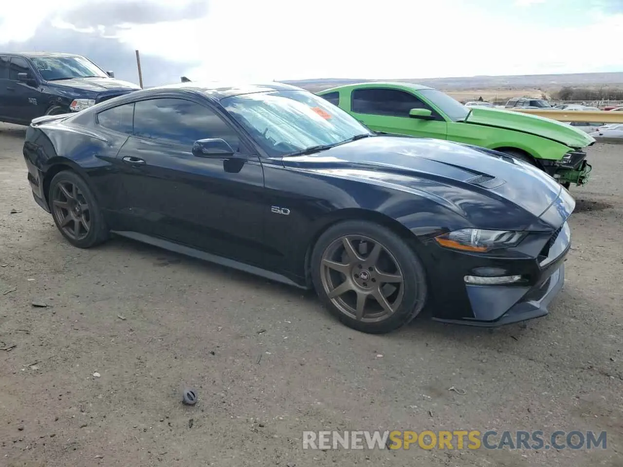 4 fotografías del automóvil dañado 1FA6P8CF1L5176993 FORD MUSTANG 2020