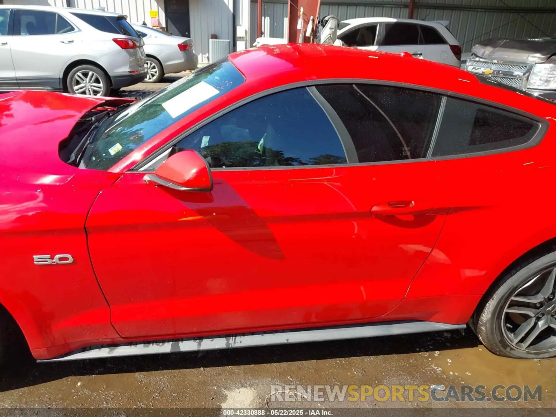 15 fotografías del automóvil dañado 1FA6P8CF4L5128968 FORD MUSTANG 2020