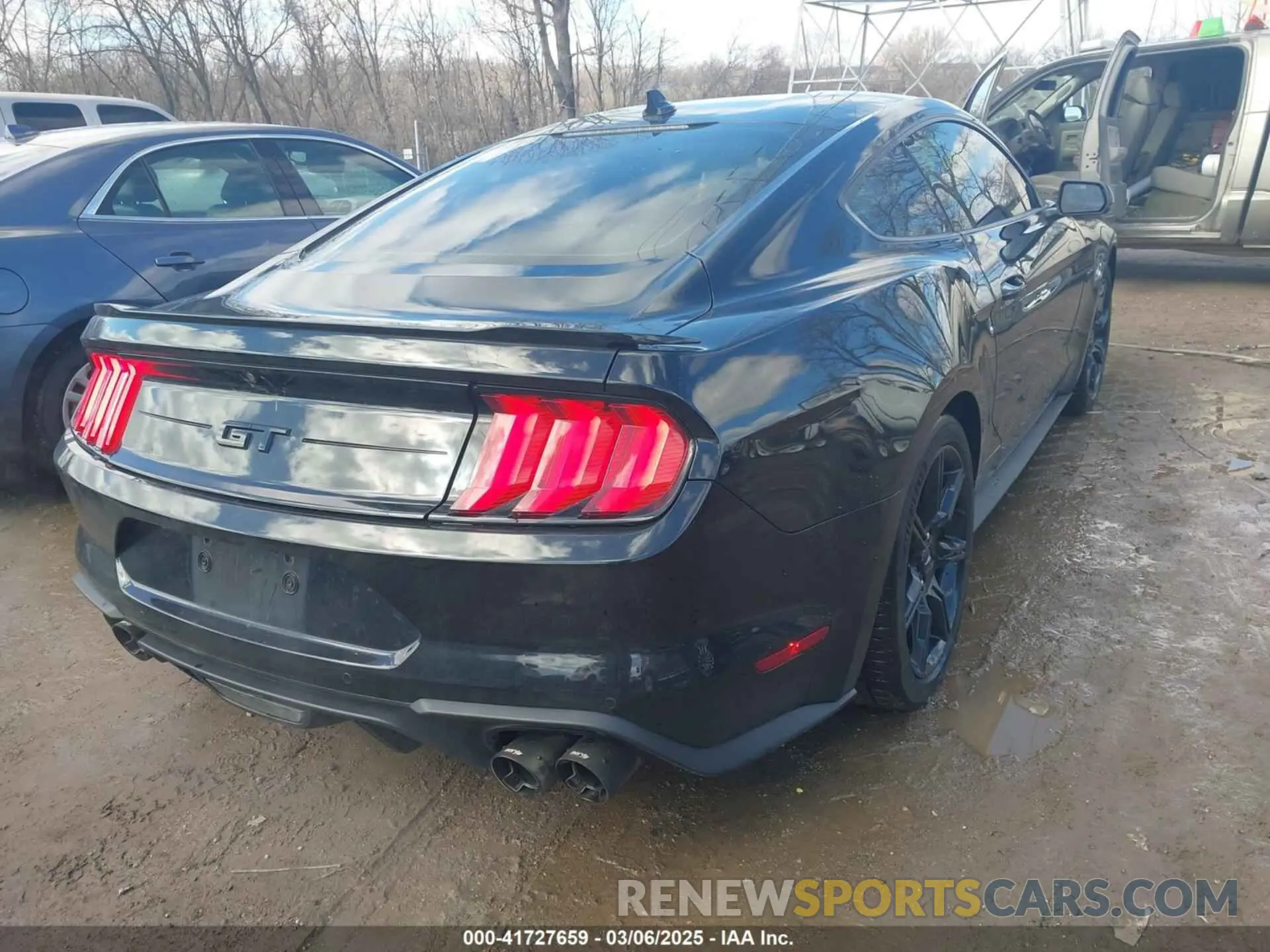 4 fotografías del automóvil dañado 1FA6P8CF5L5154043 FORD MUSTANG 2020
