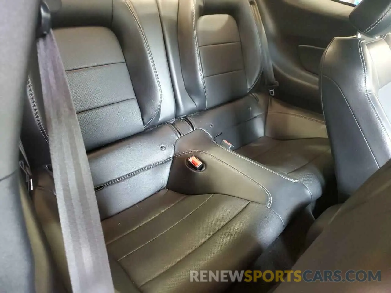 10 fotografías del automóvil dañado 1FA6P8CF5L5162949 FORD MUSTANG 2020