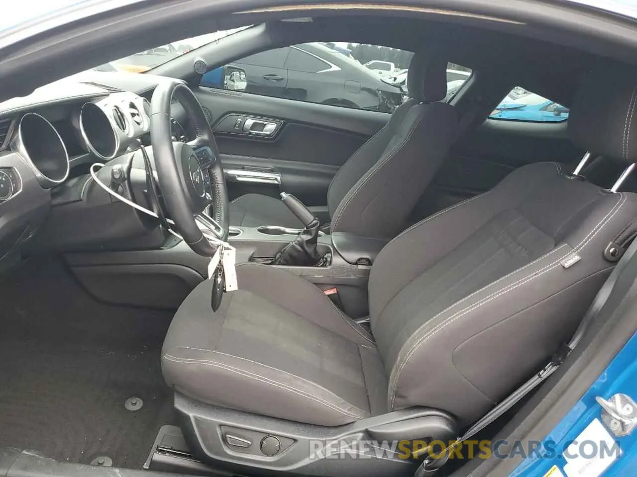7 fotografías del automóvil dañado 1FA6P8CF8L5142078 FORD MUSTANG 2020