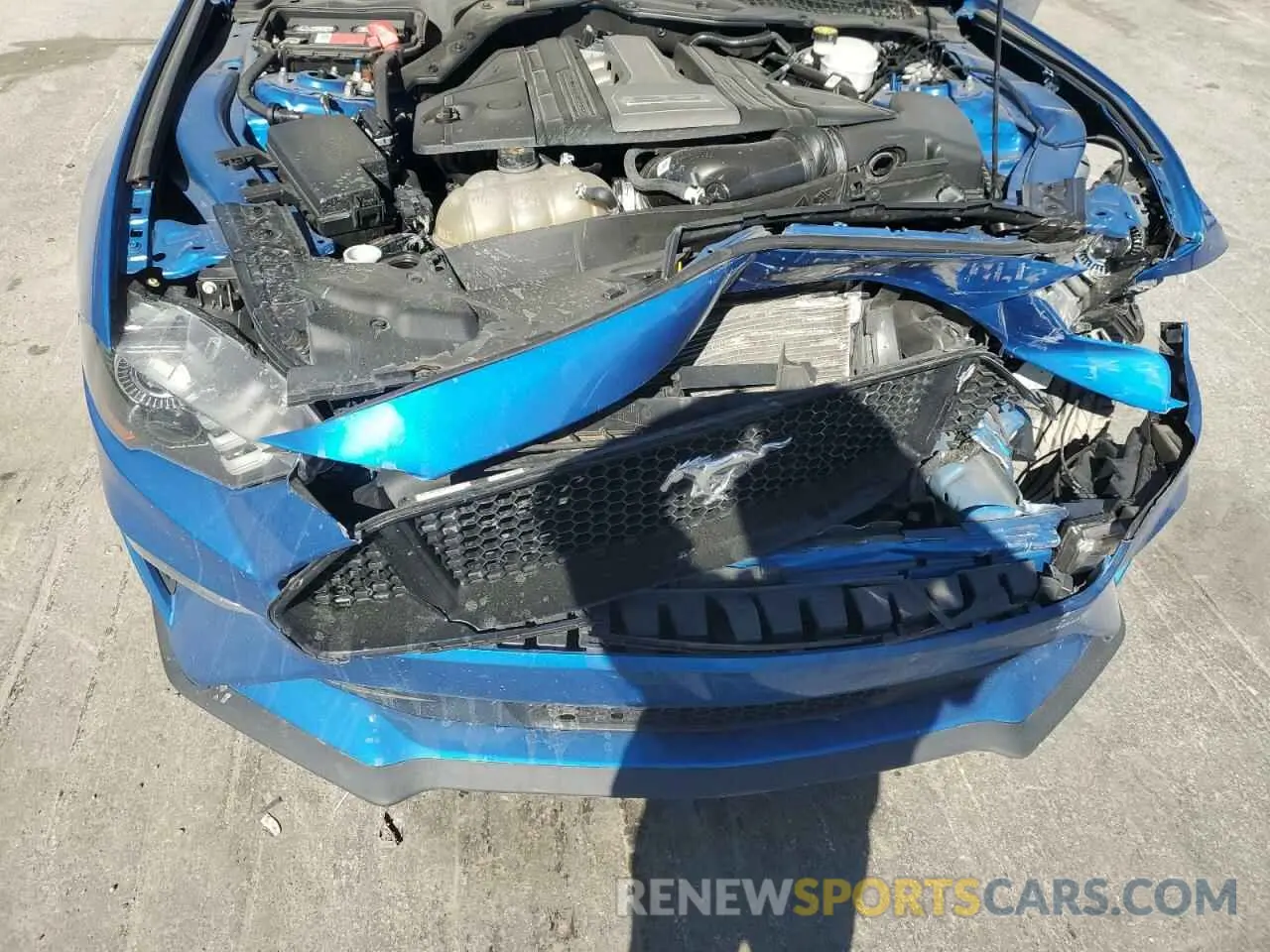 11 fotografías del automóvil dañado 1FA6P8CF8L5175338 FORD MUSTANG 2020