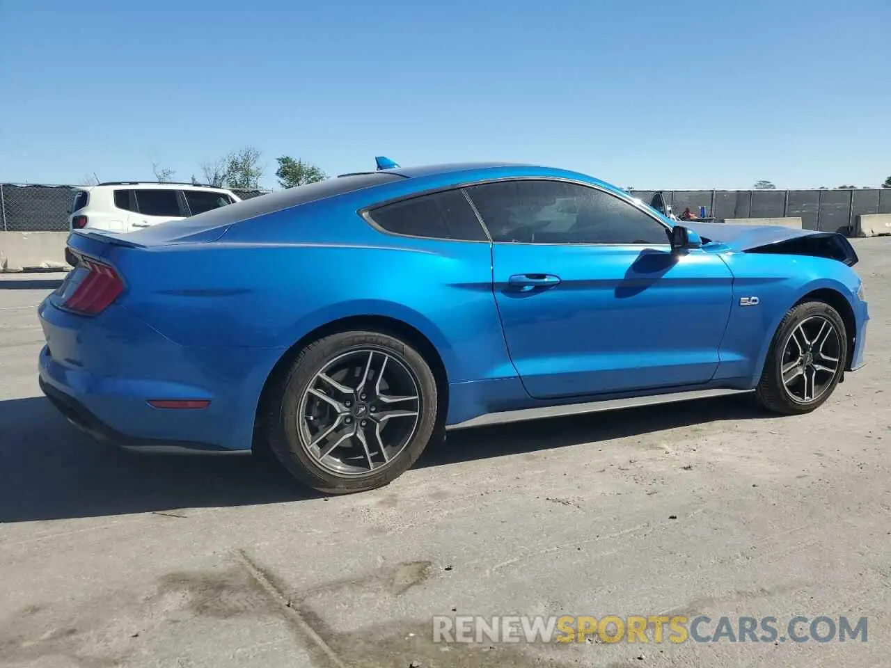 3 fotografías del automóvil dañado 1FA6P8CF8L5175338 FORD MUSTANG 2020