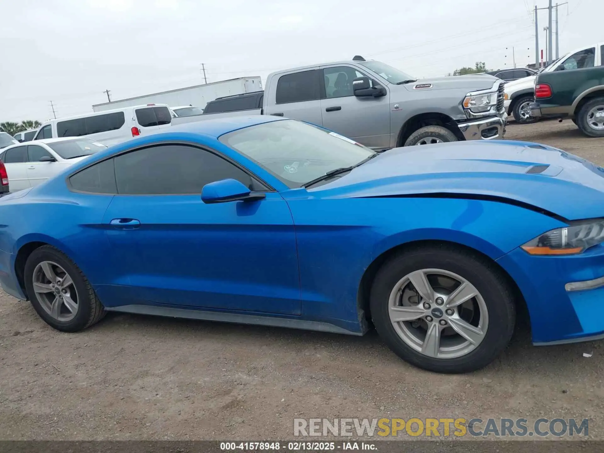 13 fotografías del automóvil dañado 1FA6P8TH0L5103874 FORD MUSTANG 2020