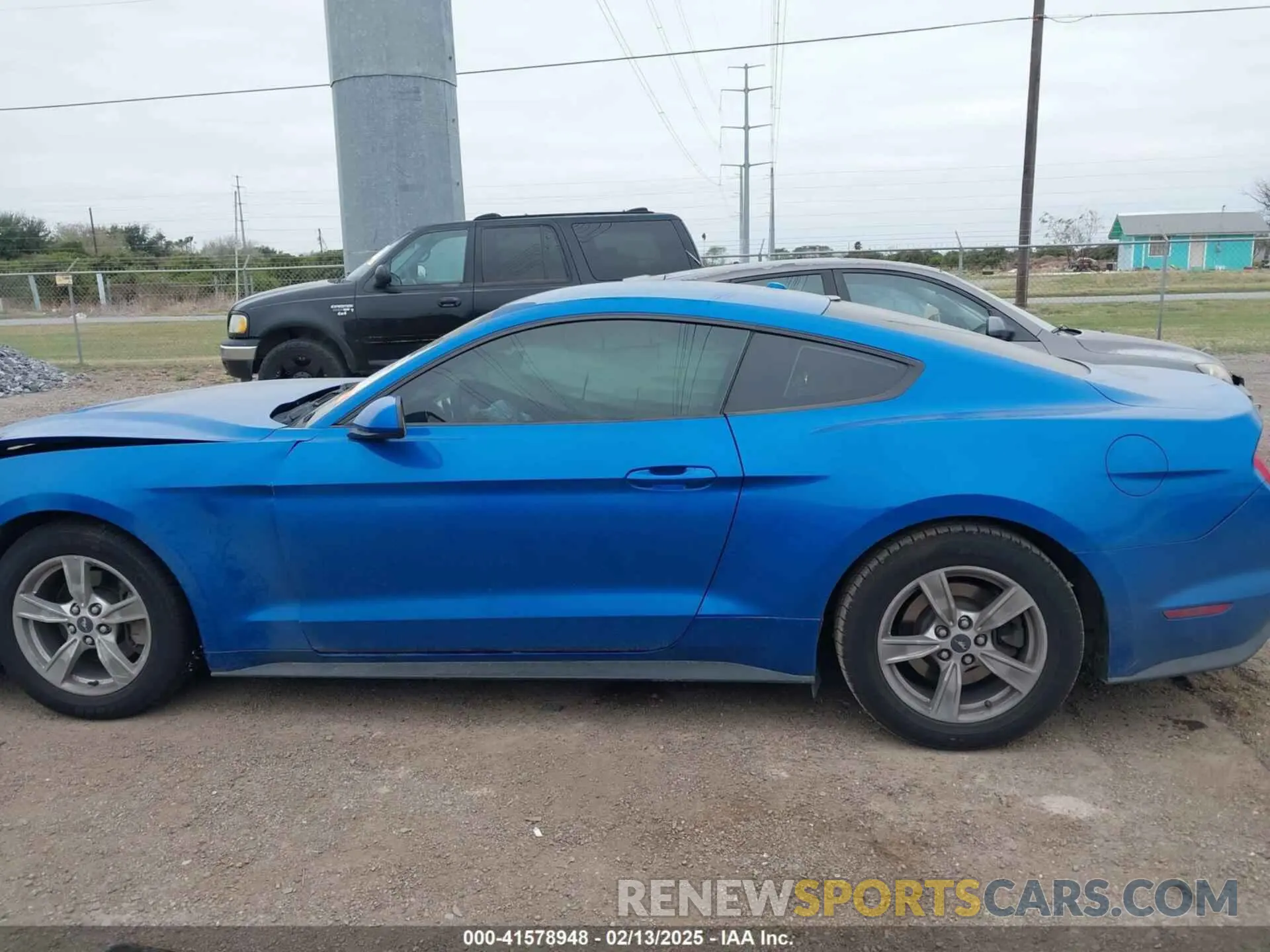 14 fotografías del automóvil dañado 1FA6P8TH0L5103874 FORD MUSTANG 2020