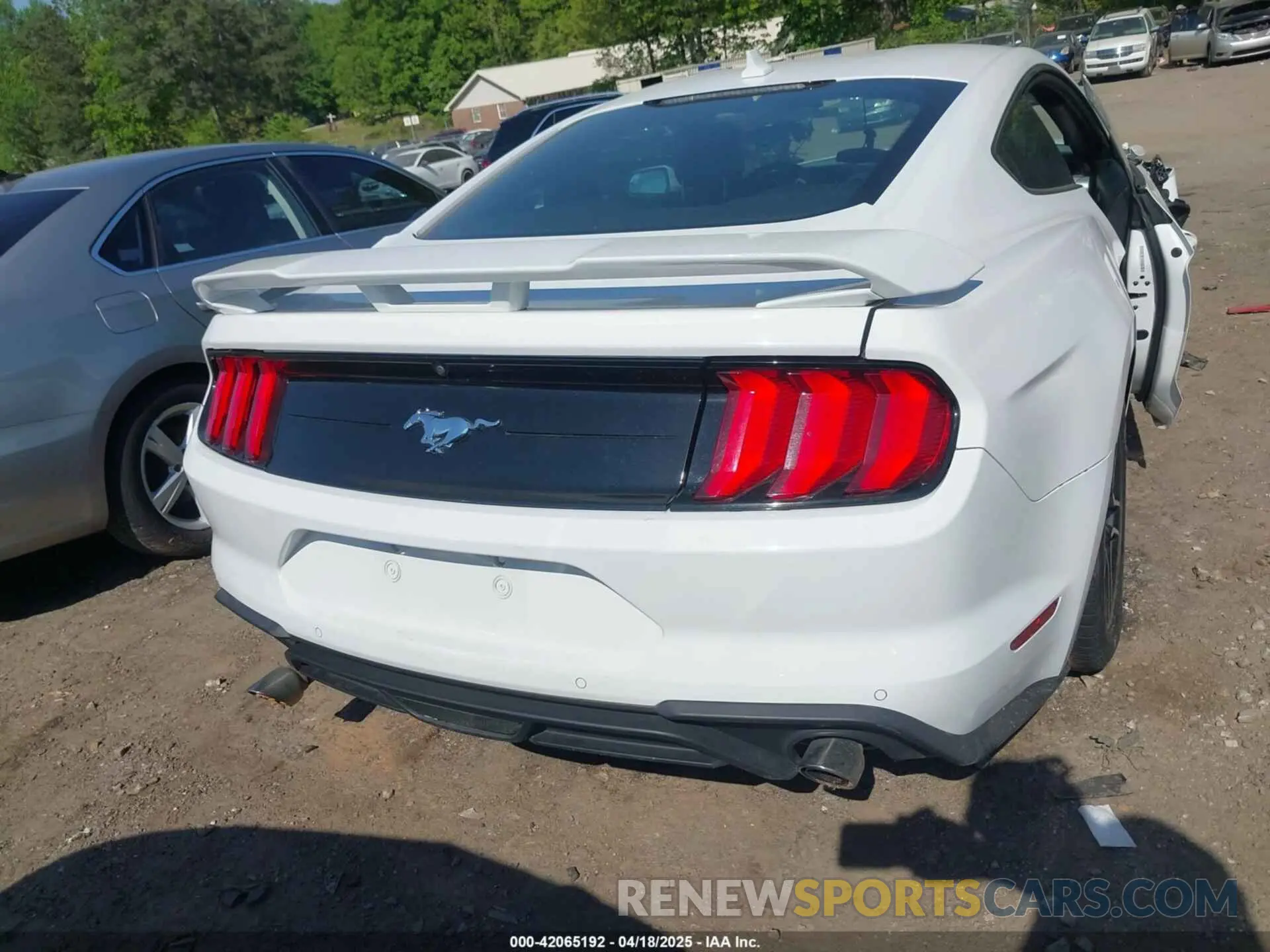 16 fotografías del automóvil dañado 1FA6P8TH1L5136754 FORD MUSTANG 2020